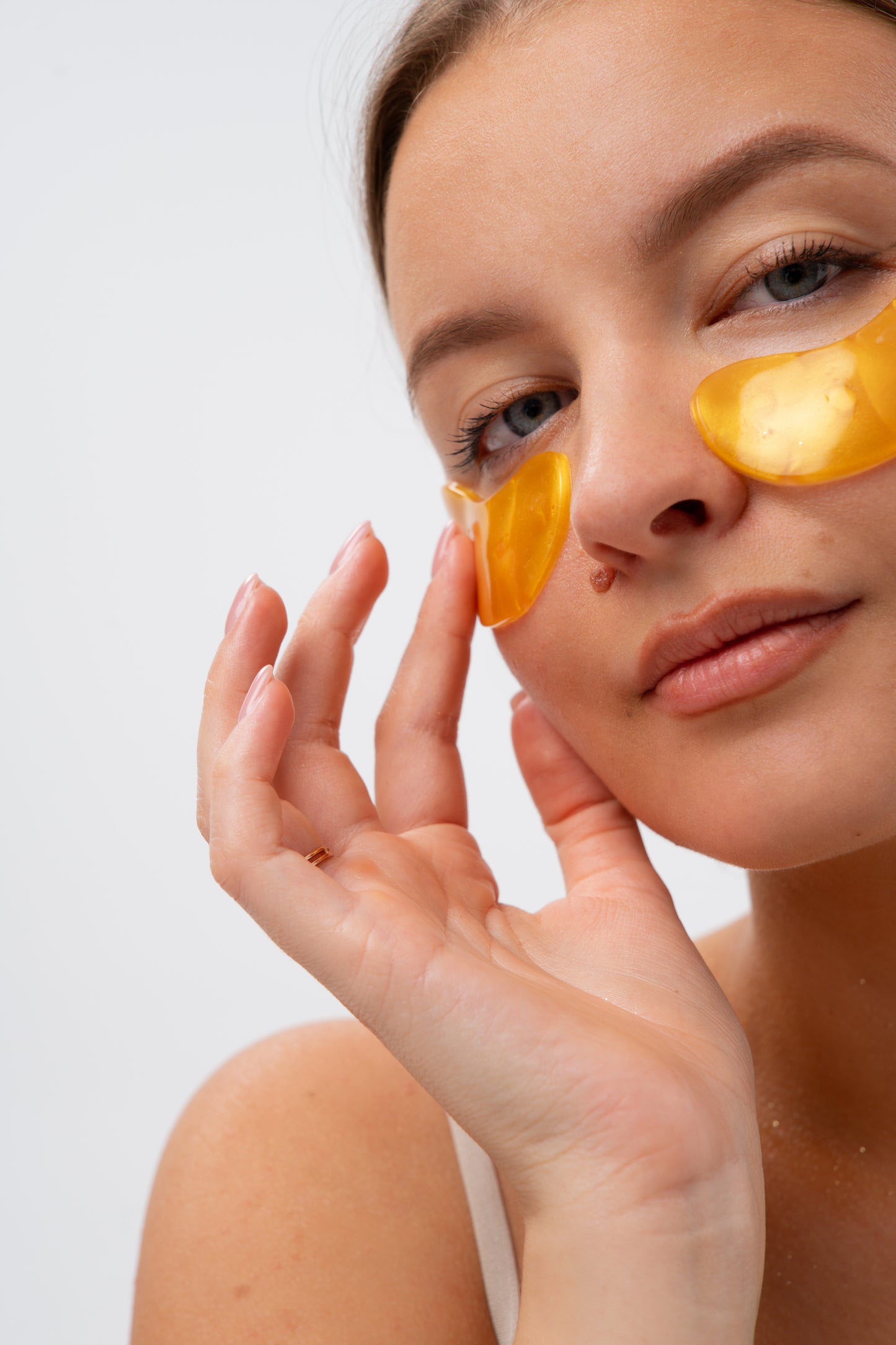 Patch-uri hidrogel pentru ochi cu vitamina C și niacinamidă, Skincyclopedia, 2 bucăți