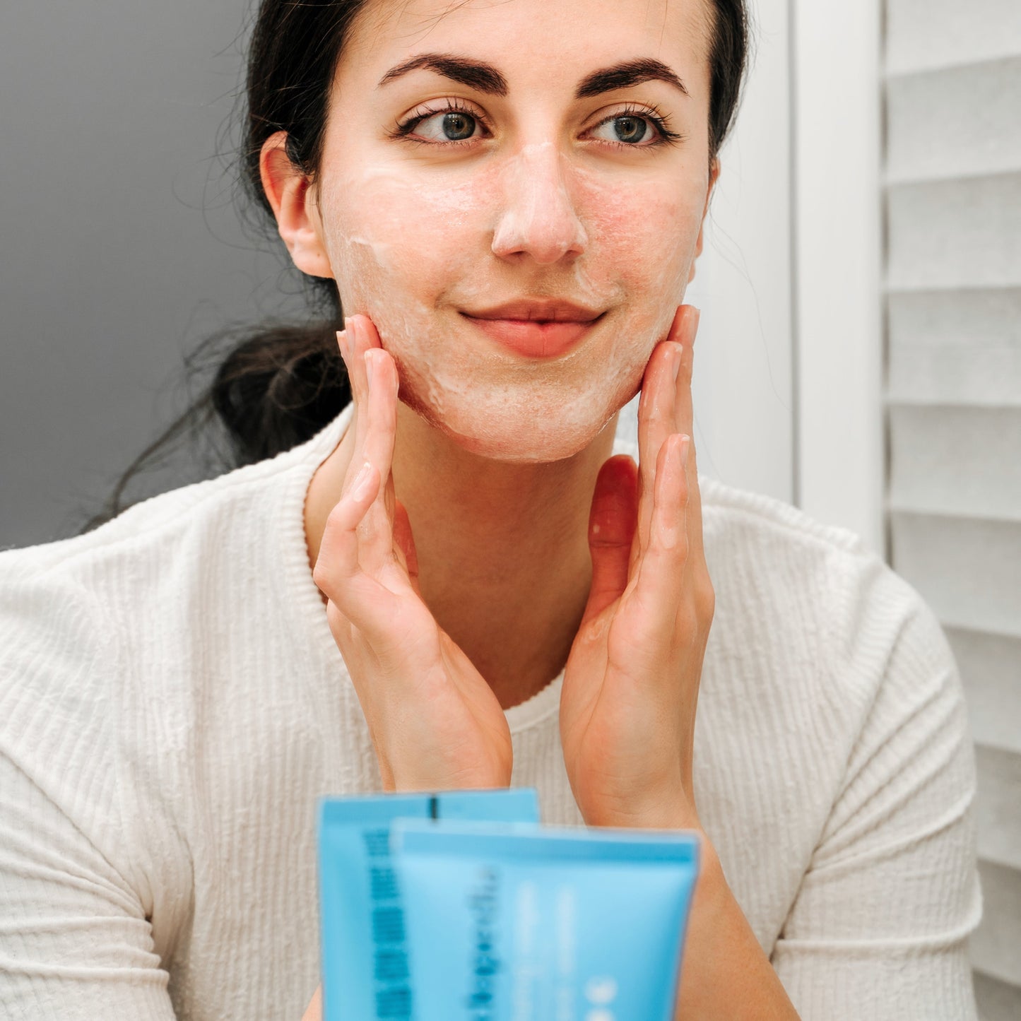Gel de curățare facială cu 5% complex hidratant, Skincyclopedia, 150 ml